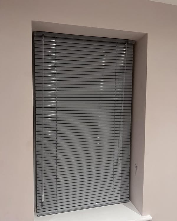 Metal Venetian Dusty Grey